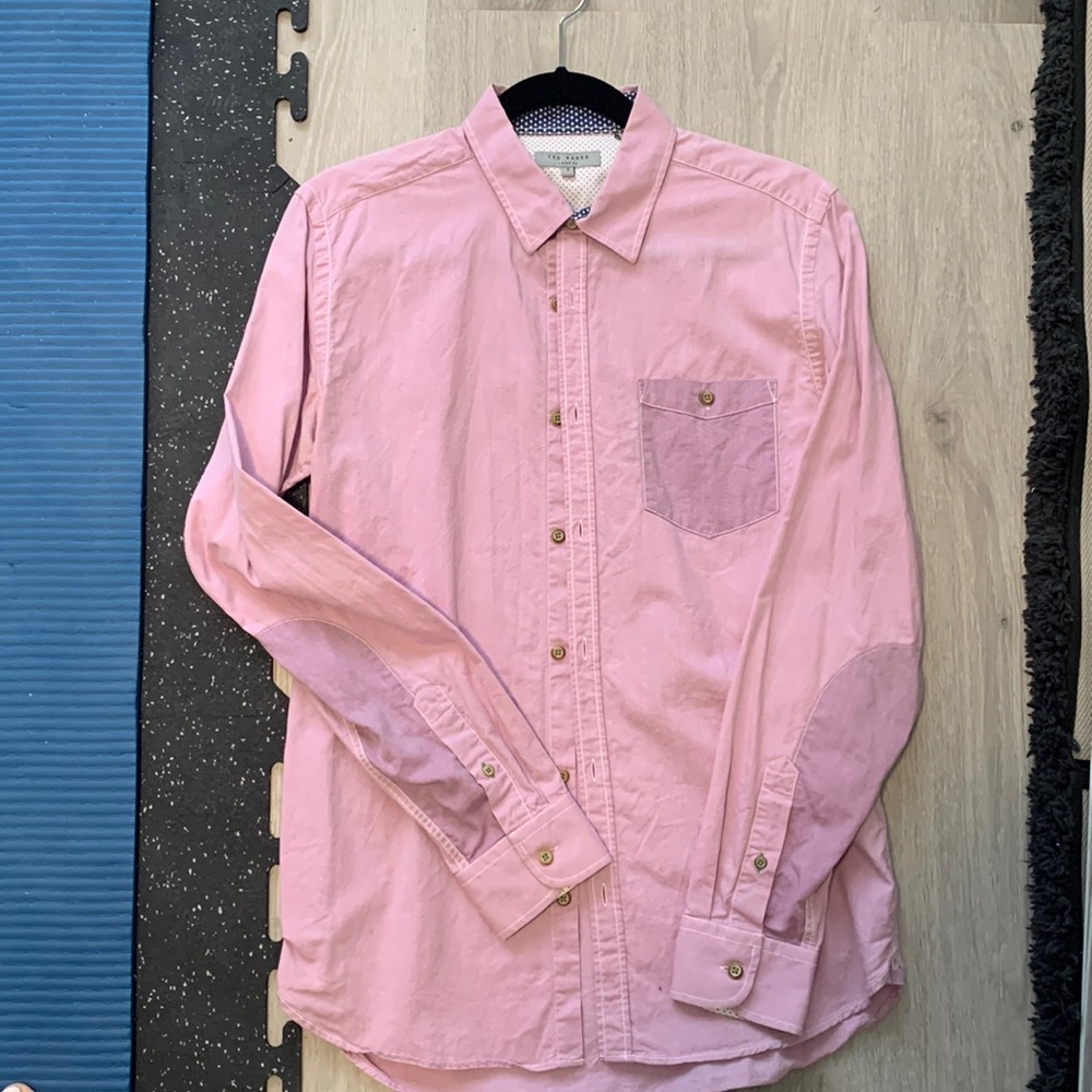 Gently used almost brand new pink Ted Baker men’s swim shirt size 3